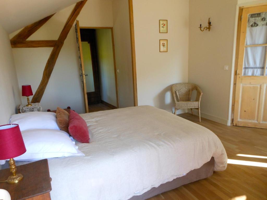 Auberge De La Tuilerie Surgy Pokój zdjęcie